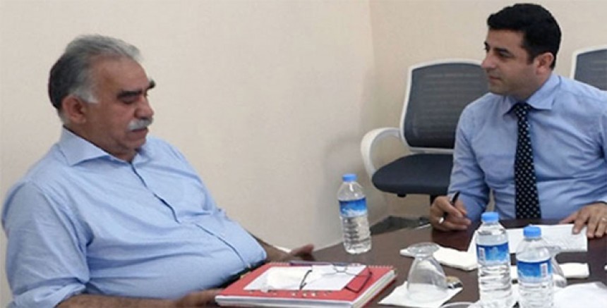 Öcalan ve Demirtaş arasındaki temel fark: Başkanlık düzeni ve demokrasi anlayışı