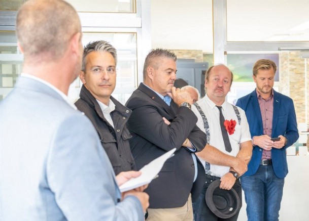 ÖVP seçim için Gris halkını kandırdı 