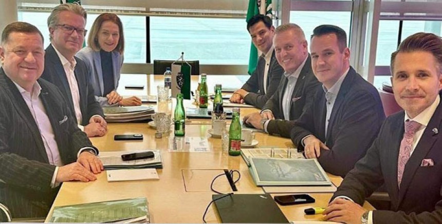 ÖVP ve FPÖ Koalisyon Görüşmeleri: Kadro Değişiklikleri Bekleniyor