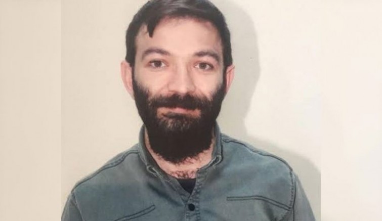 Özgür Karakaya, Aytaç Ünsal’ın tahliyesi üzerine ölüm orucuna ara verdiğini duyurdu