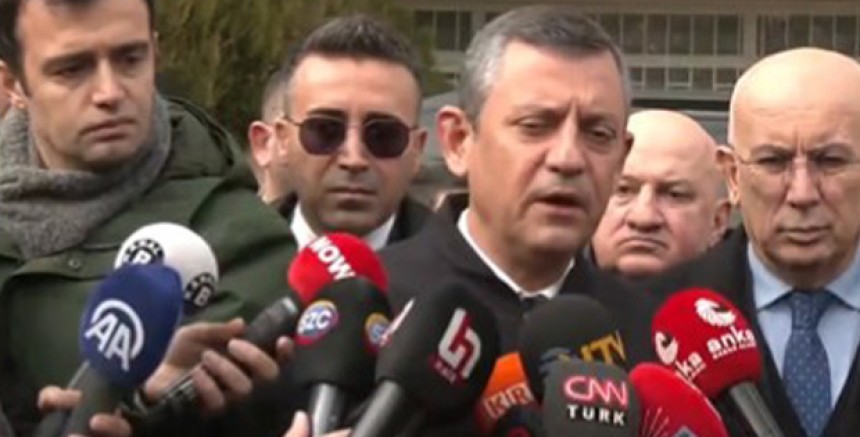  Özgür Özel, CHP’nin Yol Haritasını Açıklıyor: Yeni Sürecin İlk Adımları