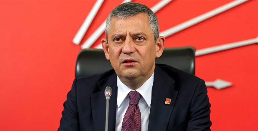 Özgür Özel’den İran Saldırısına Tepki: İran’ın Geleceğine Halkı Karar Vermeli