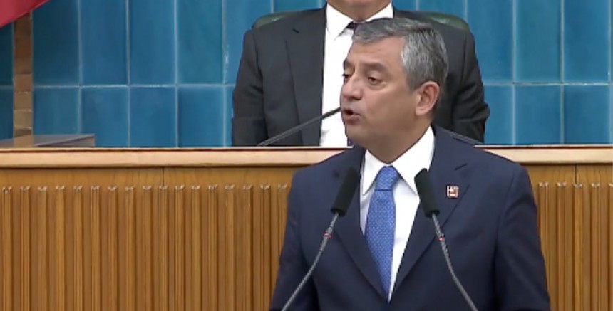 Özgür Özel'den Kılıçdaroğlu Yönetimine Sert Mesaj: