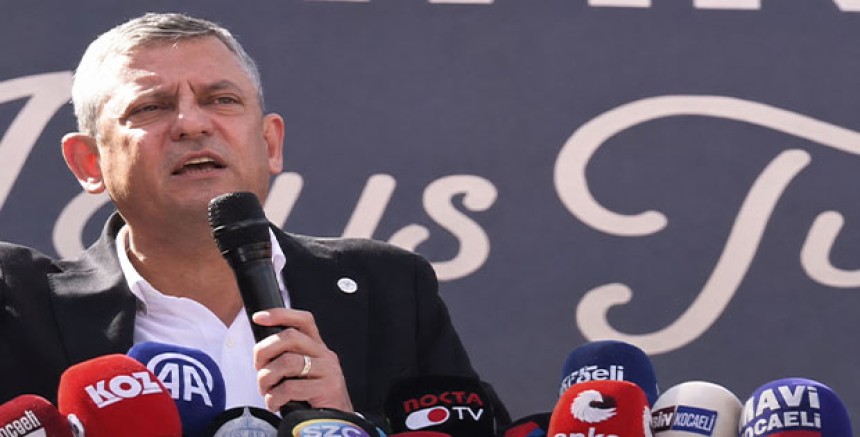 Özgür Özel: İmamoğlu’nun Savunma Kitabı Hakkında Toplatma Kararı Verildi