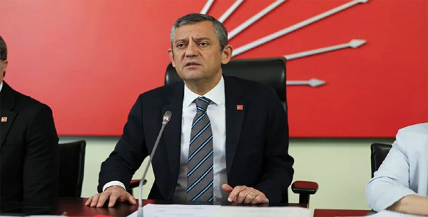 Özgür Özel Kayyum Atanan İstanbul İl Başkanlığı’nda
