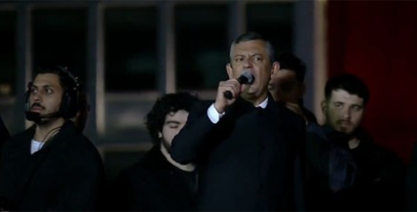 Özgür Özel Saraçhane’de Konuştu: “Ant Olsun ki Taksim’i Geri Alacağız”