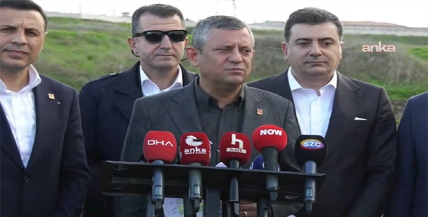 Özgür Özel Silivri’de - 3.900 Sayfalık İddianameyi “Kes-Kopyala, Delilsiz” İlan Etti