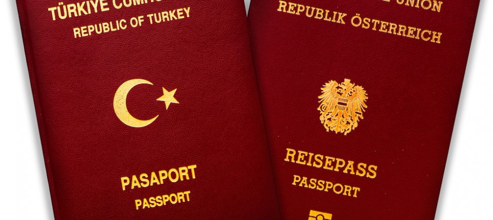 Pasaportunda kısıtlama olan 42 bin 893 kişinin idari tedbiri kaldırıldı