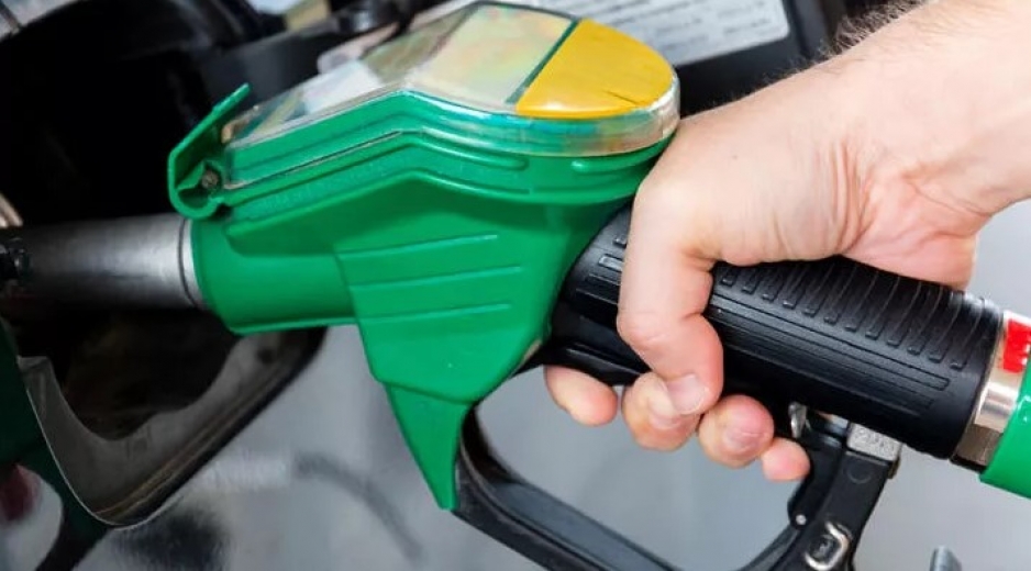 Pazartesinden itibaren akaryakıta büyük zam bekleniyor  