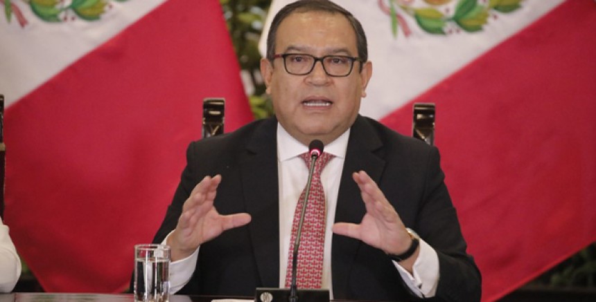 Peru Başbakanı Otarola Yolsuzluk İddialarıyla İstifa Etti: Ülkede Siyasi Dalgalanma Artıyor