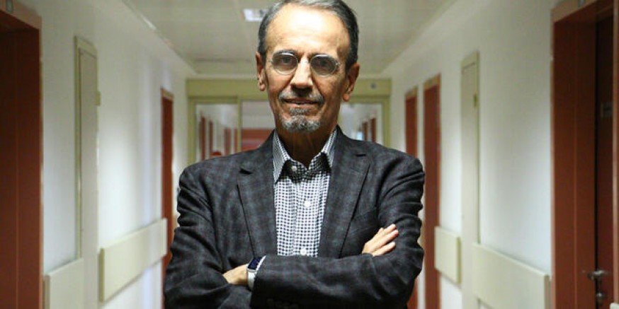 Prof. Dr. Mehmet Ceyhan:  Koronavirüs salgını 2 yıldan fazla sürmeyecek