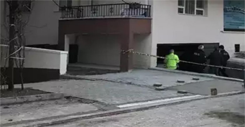 Pursaklar’da bir binanın garajında 3 gencin cesedi bulundu