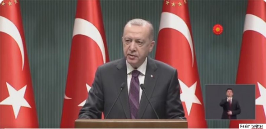 Recep Tayyip Erdoğan, 'Bütün başörtülü kadınlardan özür dilemeli'