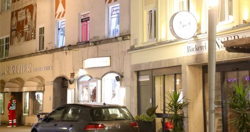 Ried im Innkreis'te Aile dramı! İki yaşındaki kız çocuğu ölen annesinin yanına uzanıp bekledi