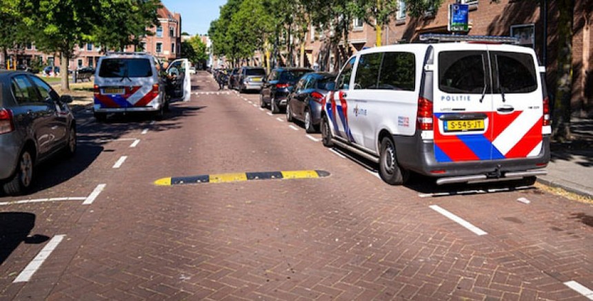 Rotterdam’da Bıçaklı Saldırı: Yoldan Geçenlere Rastgele Saldırdı