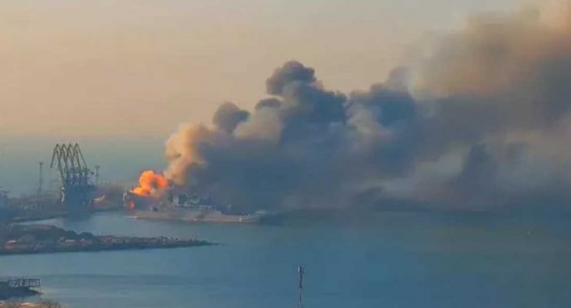 Rusya’nın saldırılarını artıracak olay: Ukrayna, Rusya'nın en büyük savaş gemisini vurdu!