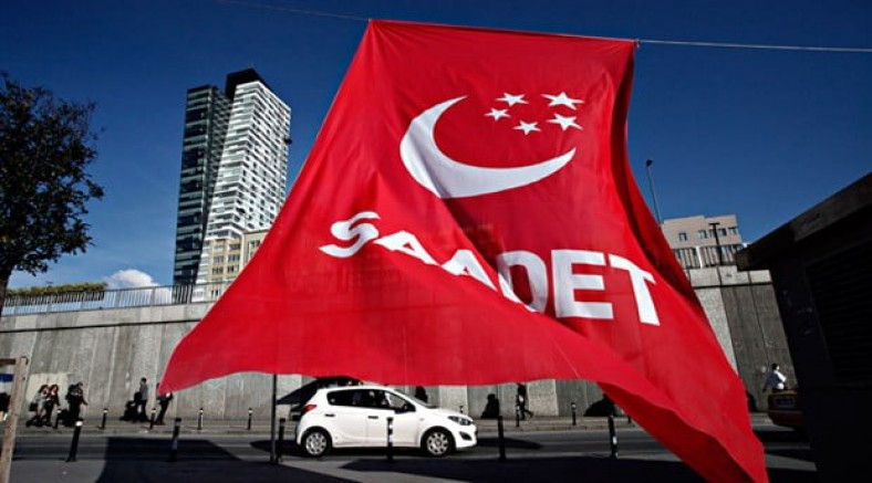 “Saadet Partisi Cumhur İttifakı’na doğru kayıyor”