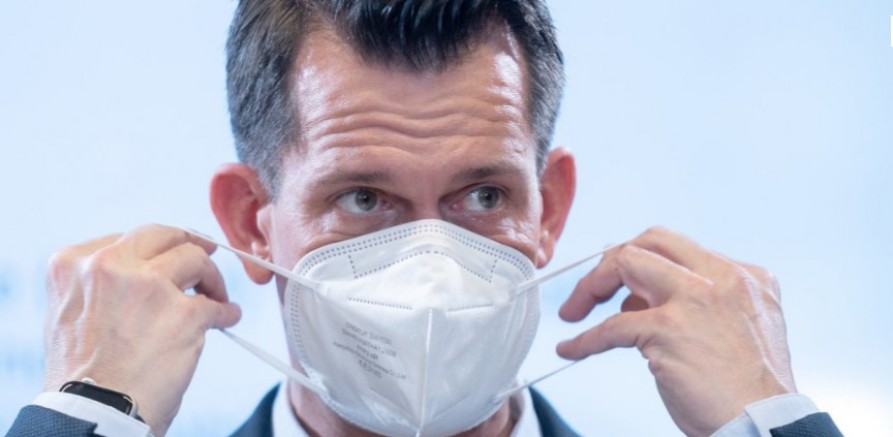 Sağlık Bakanı Mückstein, Omikronla Mücadele konusunda APA'ya konuştu  