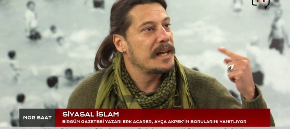 Saldırıya uğrayan gazeteci Erk Acarer: Biri 