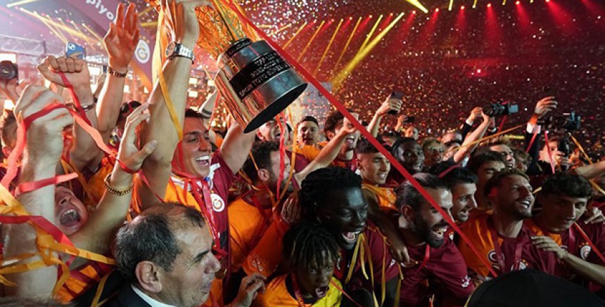 Şampiyon Galatasaray Derbide Fenerbahçe’yi 3-0 ile Evine Uğurladı 