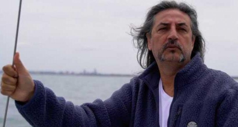 Şarkıcı Çelik Erişçi siyasete girdi