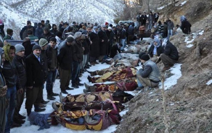 Savaş uçaklarıyla katledilen Roboski kurbanları anılıyor