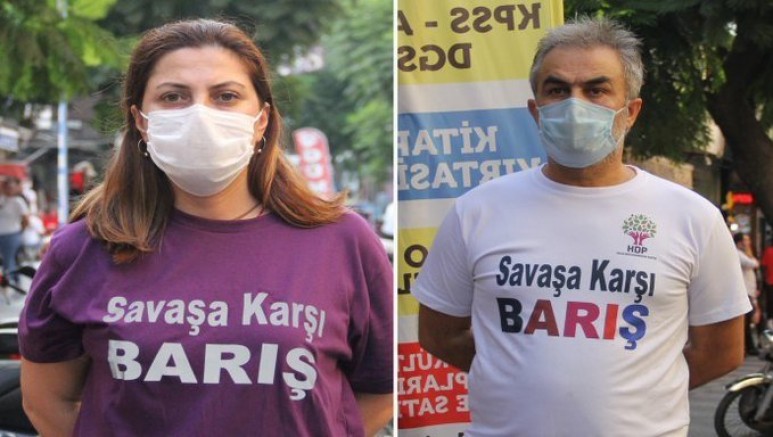 Savaşa karsı barış için “Duran insan” eylemi yapan HDP’liler gözaltına alındı