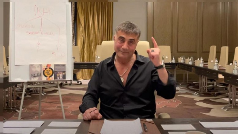 Sedat Peker: Ormanlarımız yanıyor, söndüremiyoruz, yardım edin diyen halkı da tehdit ediyorsunuz