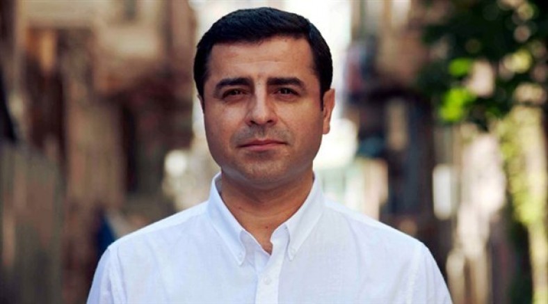Selahattin Demirtaş: Devlet içinde gizli şekilde örgütlenmiş yapı, ajandasını hayata geçiriyor