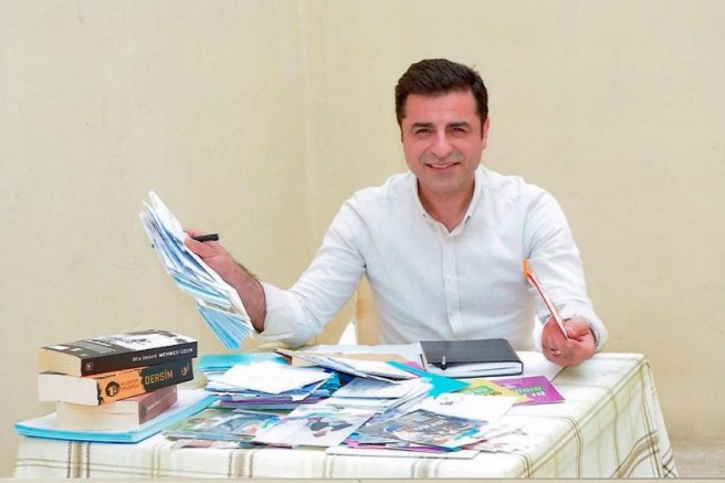 Selahattin Demirtaş, Gazetecilere mektup gönderdi