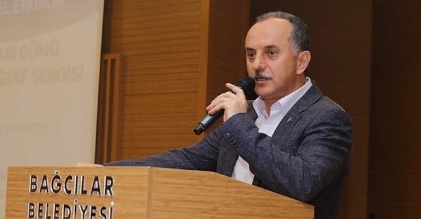 Sen misin AKP’li başkanla fotoğraf çektirmeyen!..