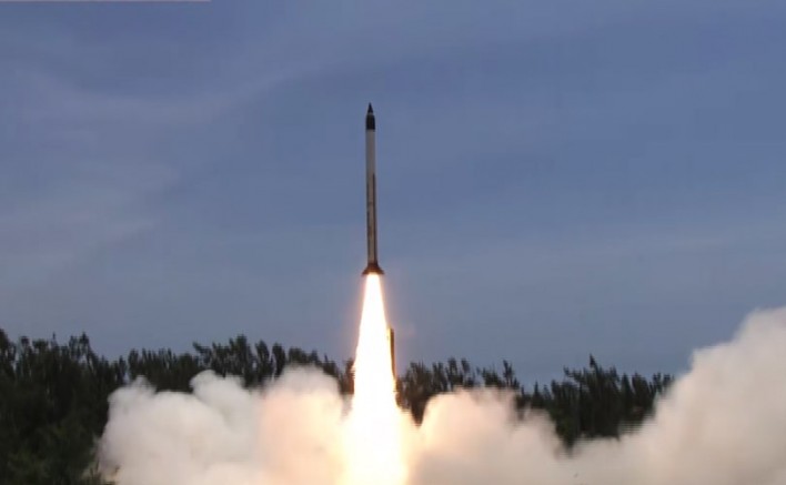 Sesten 5 kat daha hızlı seyir süratine sahip hipersonik füze denemesi 