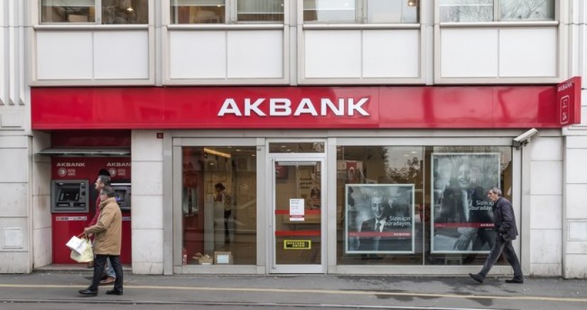 Sistemi çöken Akbank’tan yeni açıklama