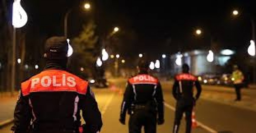 Sokağa çıkma kısıtlamalarına uymayan 31 bin 69 kişi hakkında işlem yapıldı
