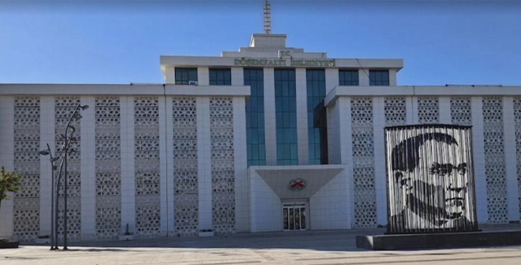 Son Dakika | Döşemealtı Belediyesi’ne Operasyon: Eski Başkan Turgay Genç Dahil 22 Kişi Hakkında Gözaltı Kararı