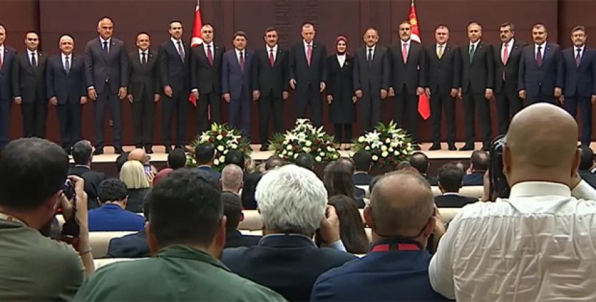 Son Dakika: Erdoğan yeni kabineyi açıkladı