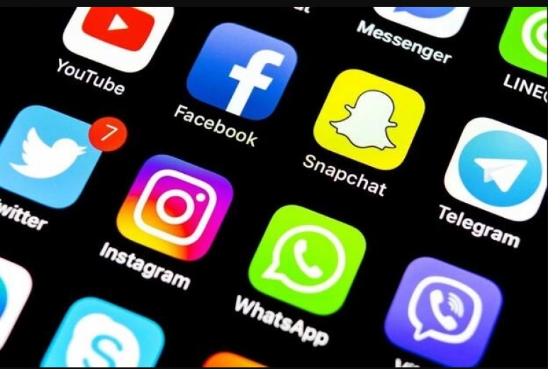 Sosyal medyada 'Terör paylaşımları bir saat içerisinde kaldırılacak'