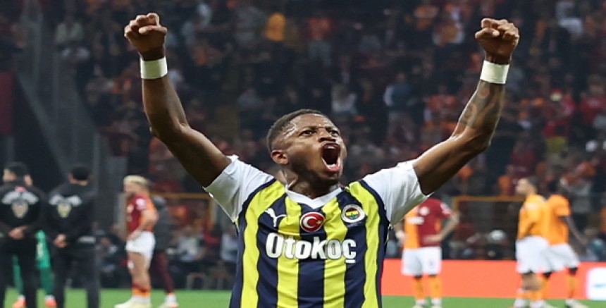 Süper Lig'deki Kritik Derbide Fenerbahçe, Galatasaray'ı 1-0 Mağlup Etti