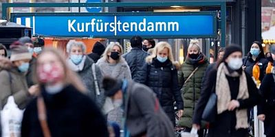 Almanya’da toplu taşımlarda maske zorunluluğu sona eriyor 
