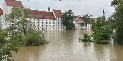 Avusturya'da Sel Felaketi: Su Seviyeleri Artıyor, Tahliyeler Devam Ediyor
