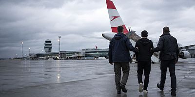 Avusturya’dan Afganistan’a Sınır Dışı: Üç Kez Hüküm Giyen 26 Yaşındaki Afgan Kabil’e Gönderildi