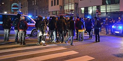 Avusturya Polisi Viyana’da faşist saldırılara seyirci kaldı (VİDEO)