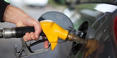 Benzin ve Motorine 13 Kuruşluk Bir Zam Daha: Fiyatlar Gece Yarısı Artacak!