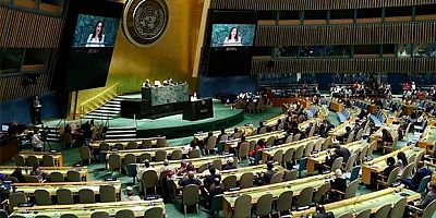 BM Genel Kurulu, Filistin'in BM Üyeliğinin Yeniden Görüşülmesini ve İlave Haklar Verilmesini Talep Etti