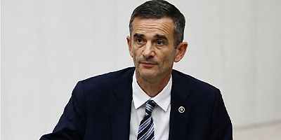 CHP'de Bir İstifa Daha: Ümit Dikbayır Partisinden Ayrıldı