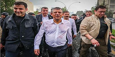 CHP Yürüyüşüne Soruşturma: Özgür Özel’in Öncülüğündeki Protestoya Yargı Hamlesi