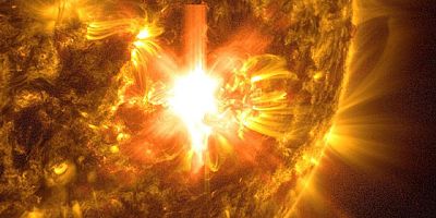 Güneş'te Dev Patlama: NASA'nın Yayınladığı Fotoğraf Heyecan Yarattı
