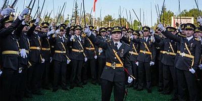 Kara Harp Okulu'ndaki ‘Kılıçlı Yemin’ Krizinde Önemli Gelişme: Alper Topsakal Hakkındaki İhraç Kararı İptal Edildi