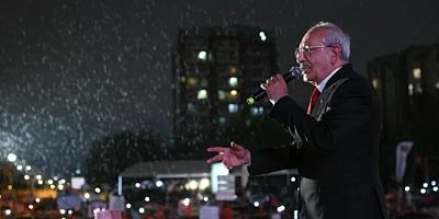 Kılıçdaroğlu Ankara’da yağmur altında halka seslendi 