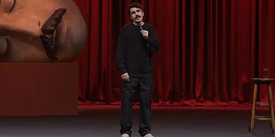 Komedyen Deniz Göktaş Tahliye Edilmeden Aynı Gösteri Nedeniyle Yeniden Tutuklandı